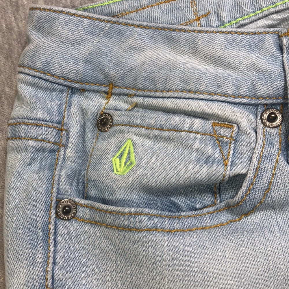 Volcom Bootcut Jeans - Picture 2 of 6